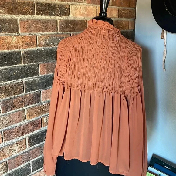 Orange Sheer Top M‎ - Picture 3 of 5